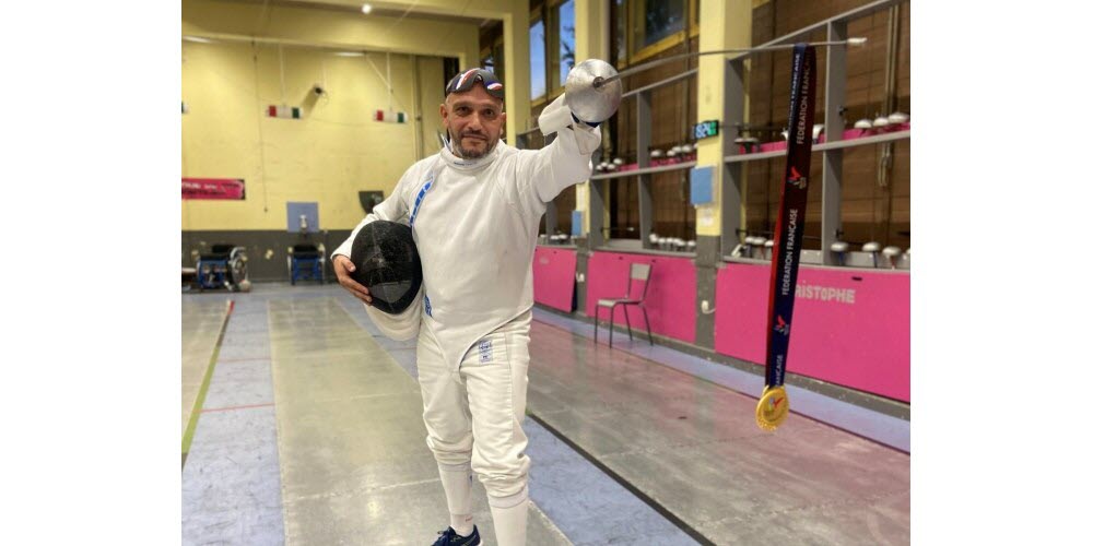 Farouk Baziz, vice-champion Européen d'escrime déficient visuel